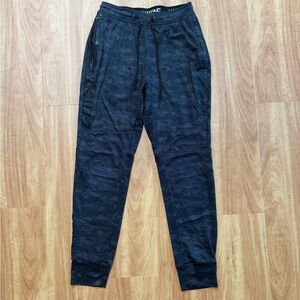 American Eagle Camo Joggers